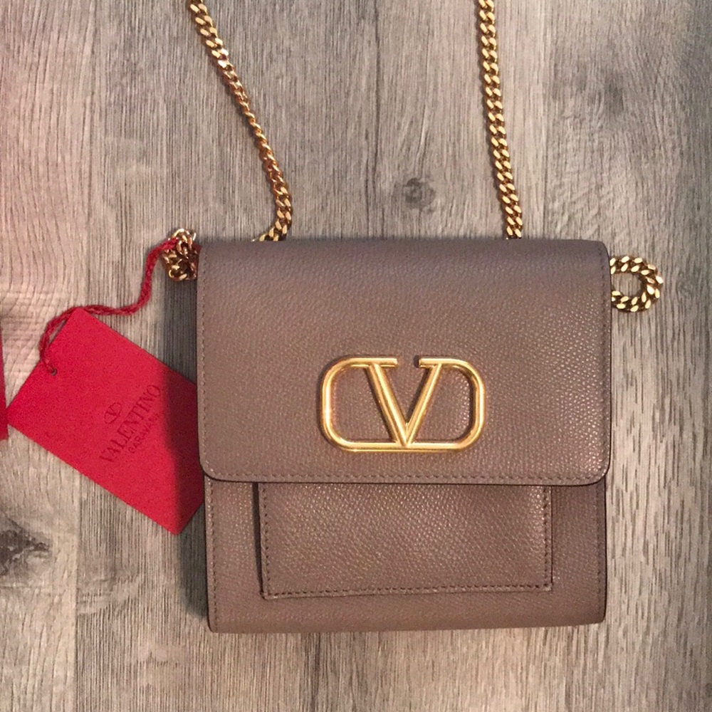 Authentic Valentino crossbody bag with chain